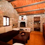 Villa Ulika By *
