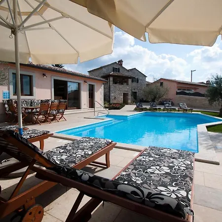 Vila Ulika By Višnjan